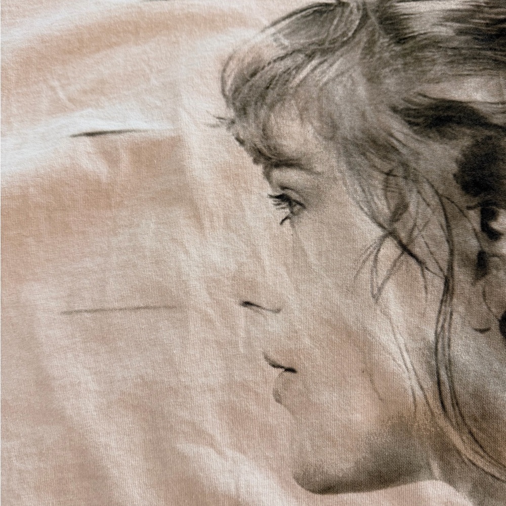 NWOT Taylor Swift I Dreamed Of You Cream Graphic Evermore Tee (Size Medium) - Picture 7 of 7